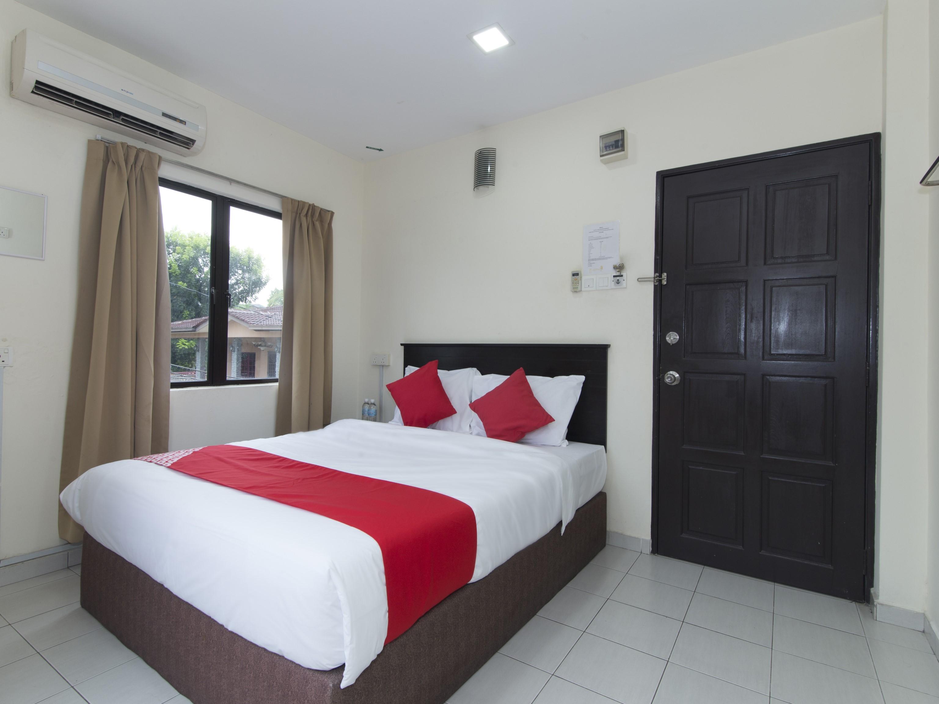 OYO 474 Hotel 91 Kajang Exterior foto