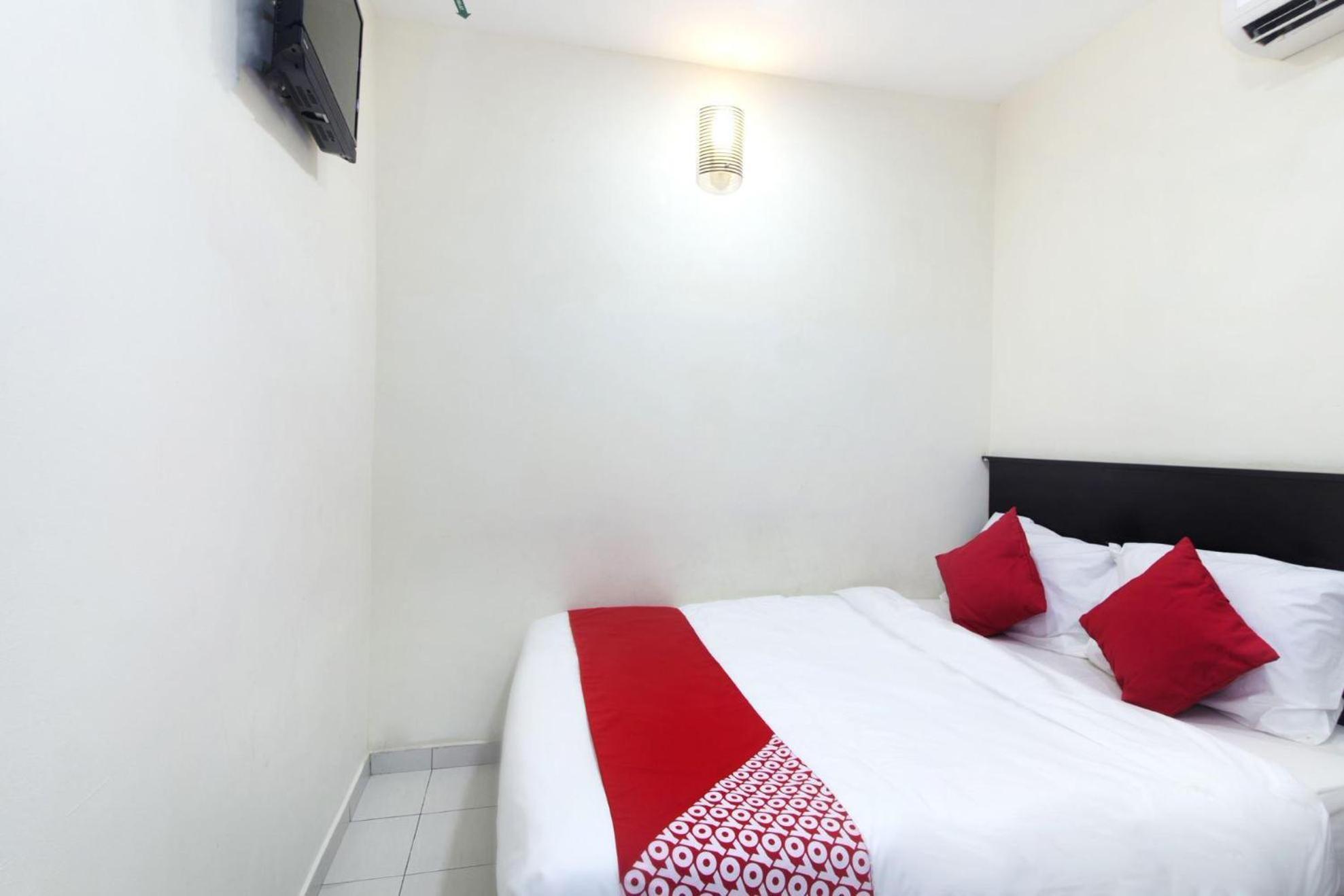 OYO 474 Hotel 91 Kajang Exterior foto