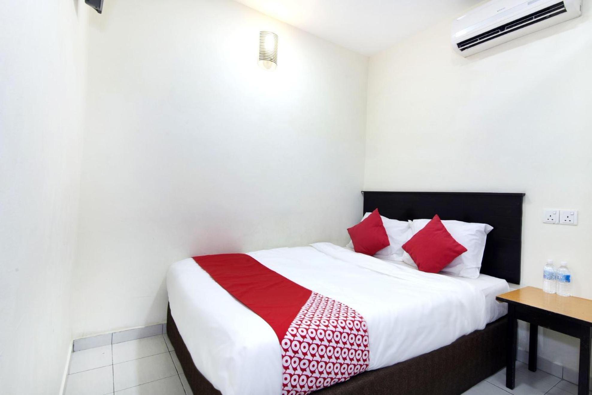 OYO 474 Hotel 91 Kajang Exterior foto