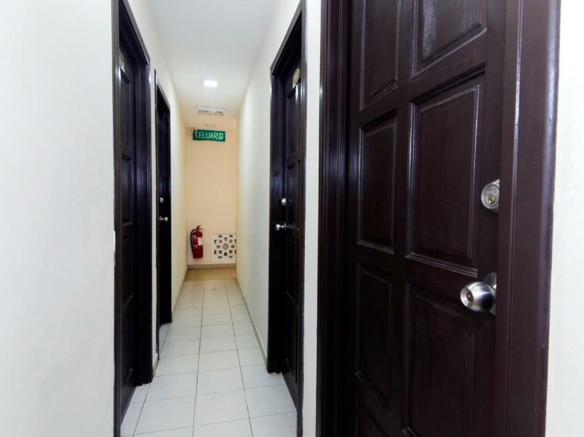 OYO 474 Hotel 91 Kajang Exterior foto