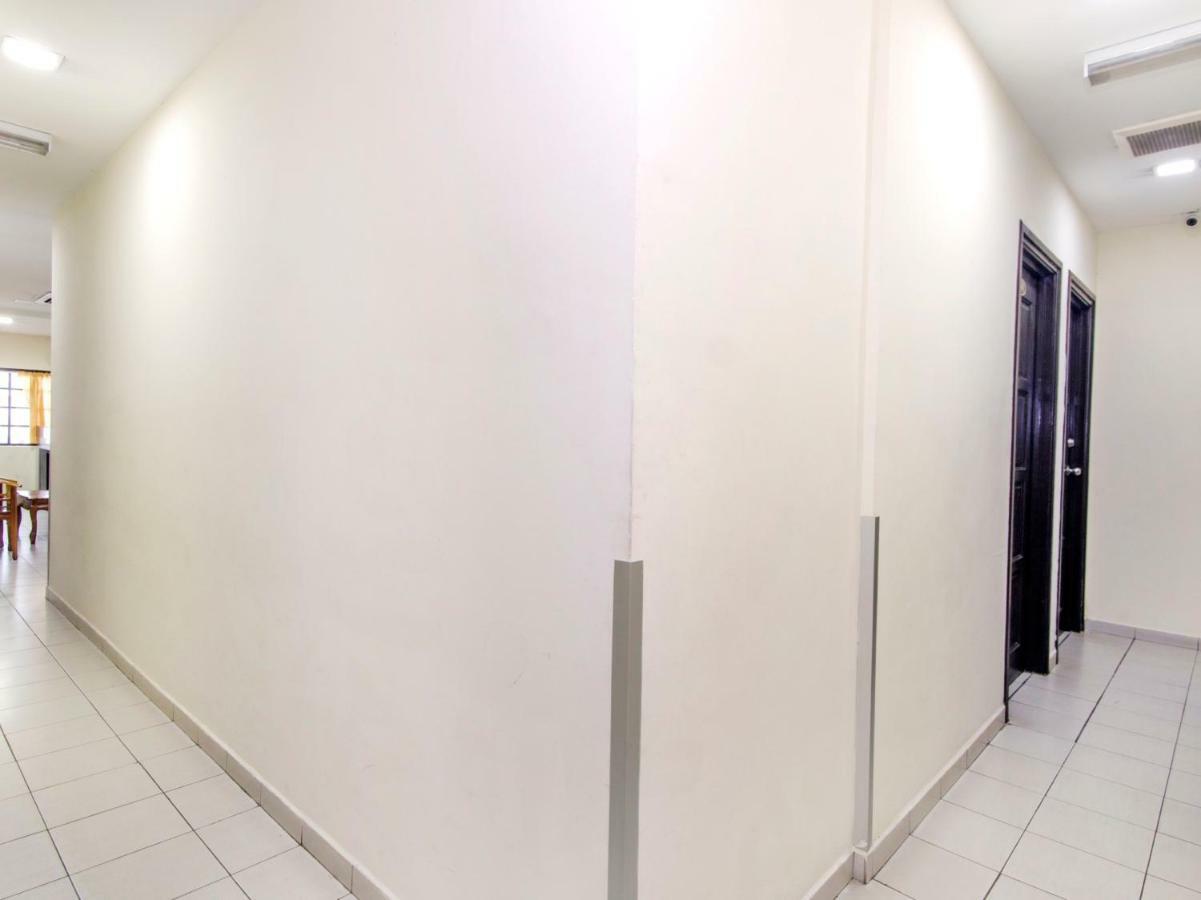 OYO 474 Hotel 91 Kajang Exterior foto