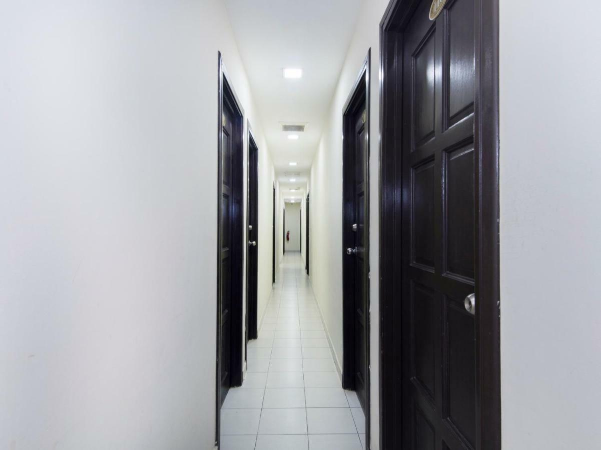 OYO 474 Hotel 91 Kajang Exterior foto