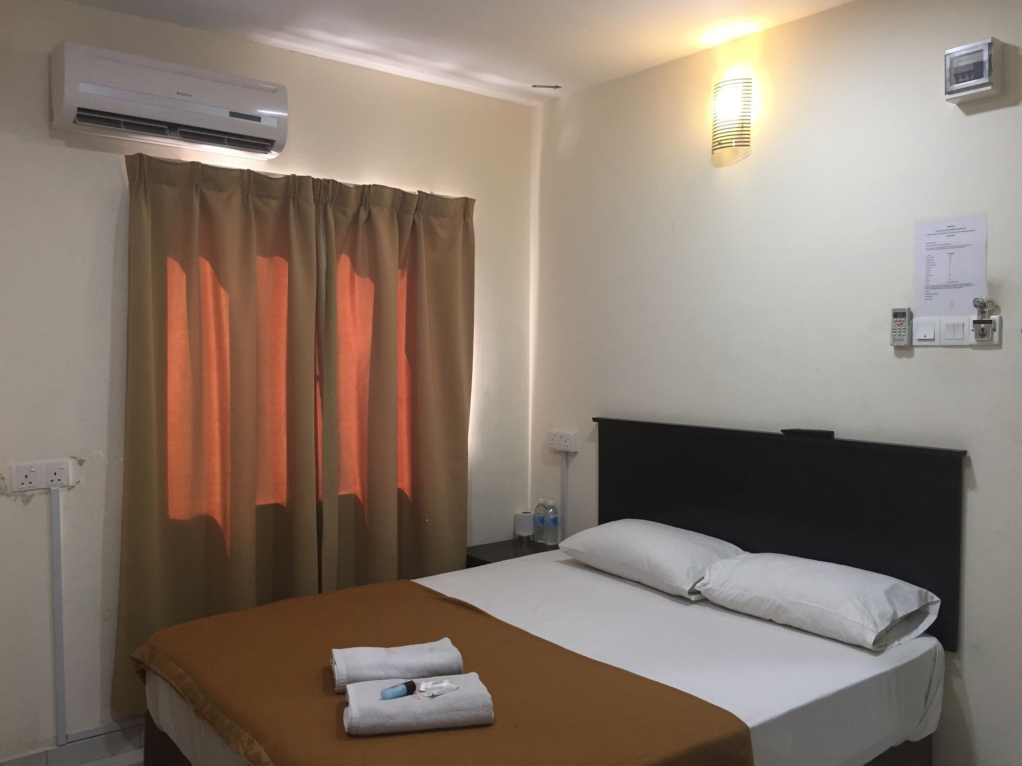 OYO 474 Hotel 91 Kajang Exterior foto
